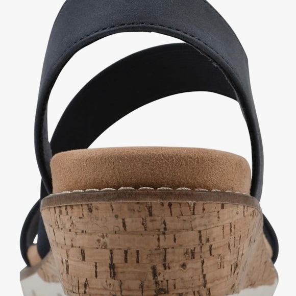 Navy Women's Cliffs Sandal: Style - Tinnley - Picture 9 of 10